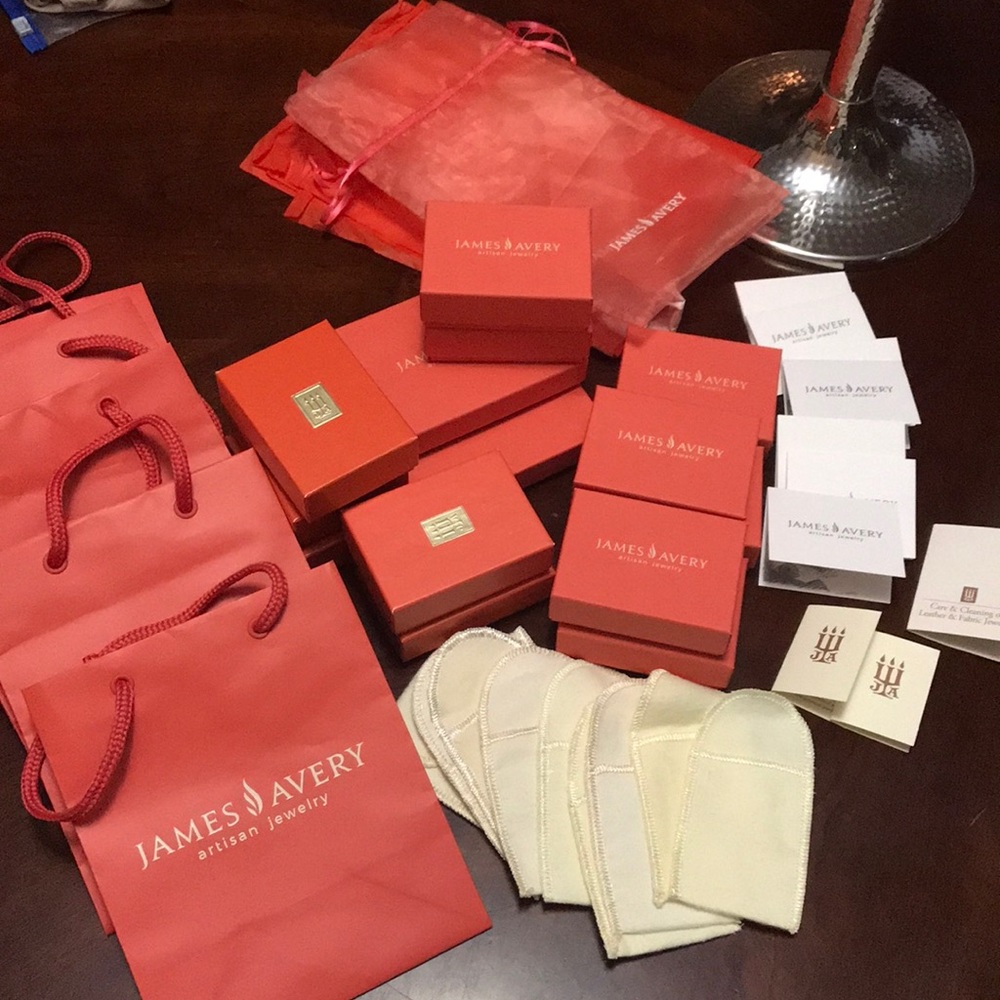 James Avery Lot